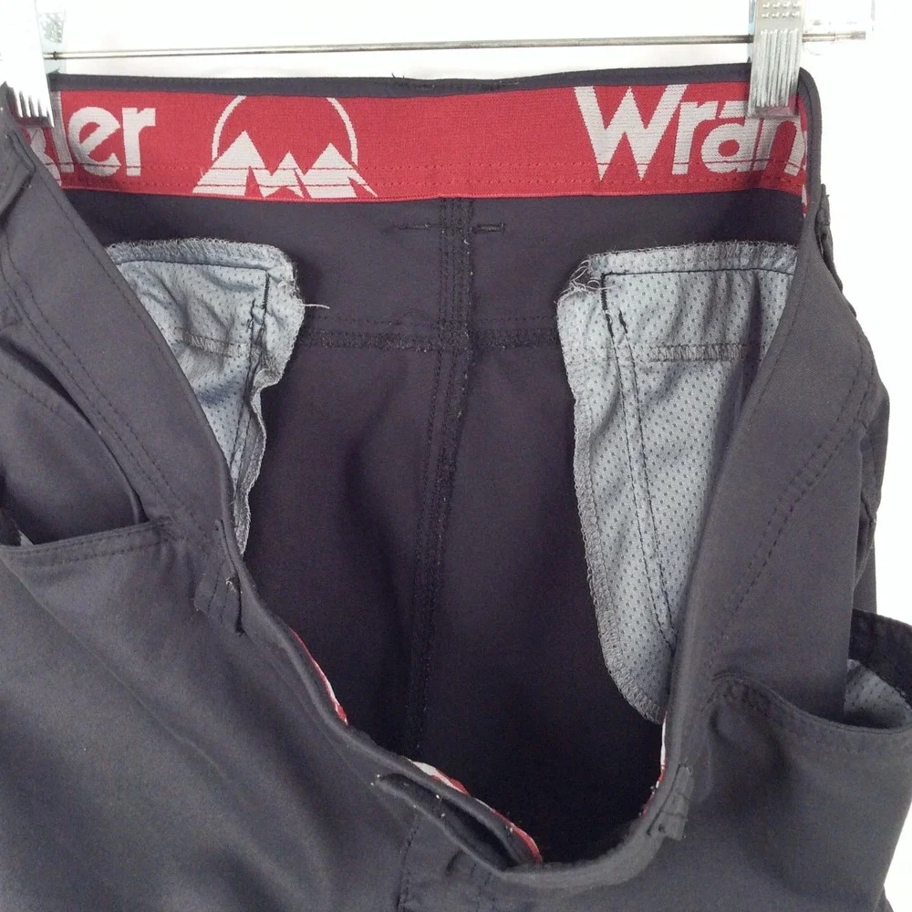 Wrangler Men's Cargo Shorts Size 38 Gray Comfort Flex Waist